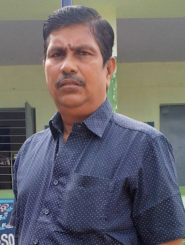 குமாரவேல் (தலைமை ஆசிரியர்)