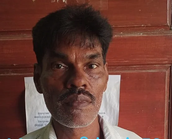 கைது செய்யப்பட்ட மாணிக்கம்