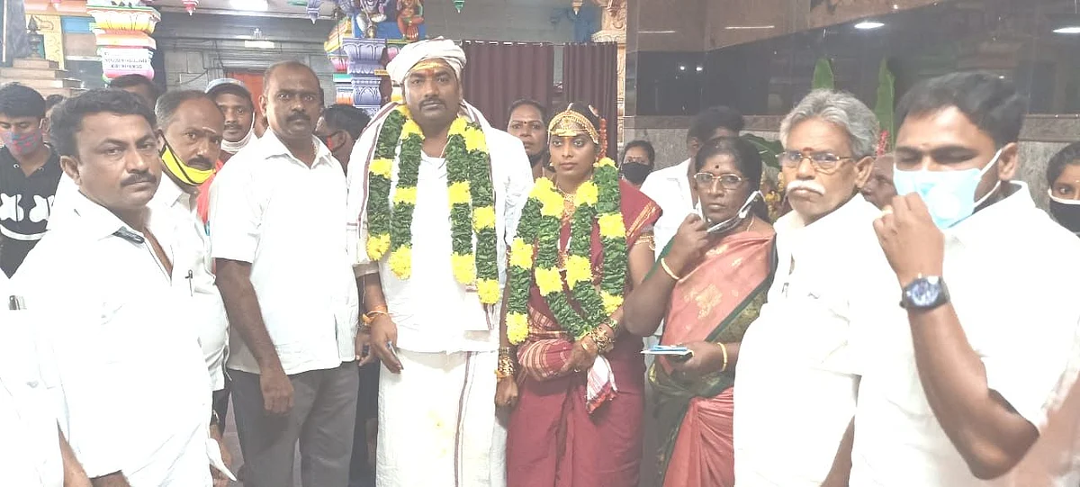 மணக்கோலத்தில் வசூர் ராஜா
