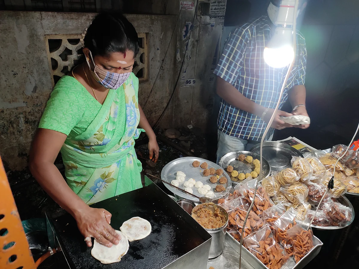 ஜெய்கணேஷ் - டயானா தம்பதி