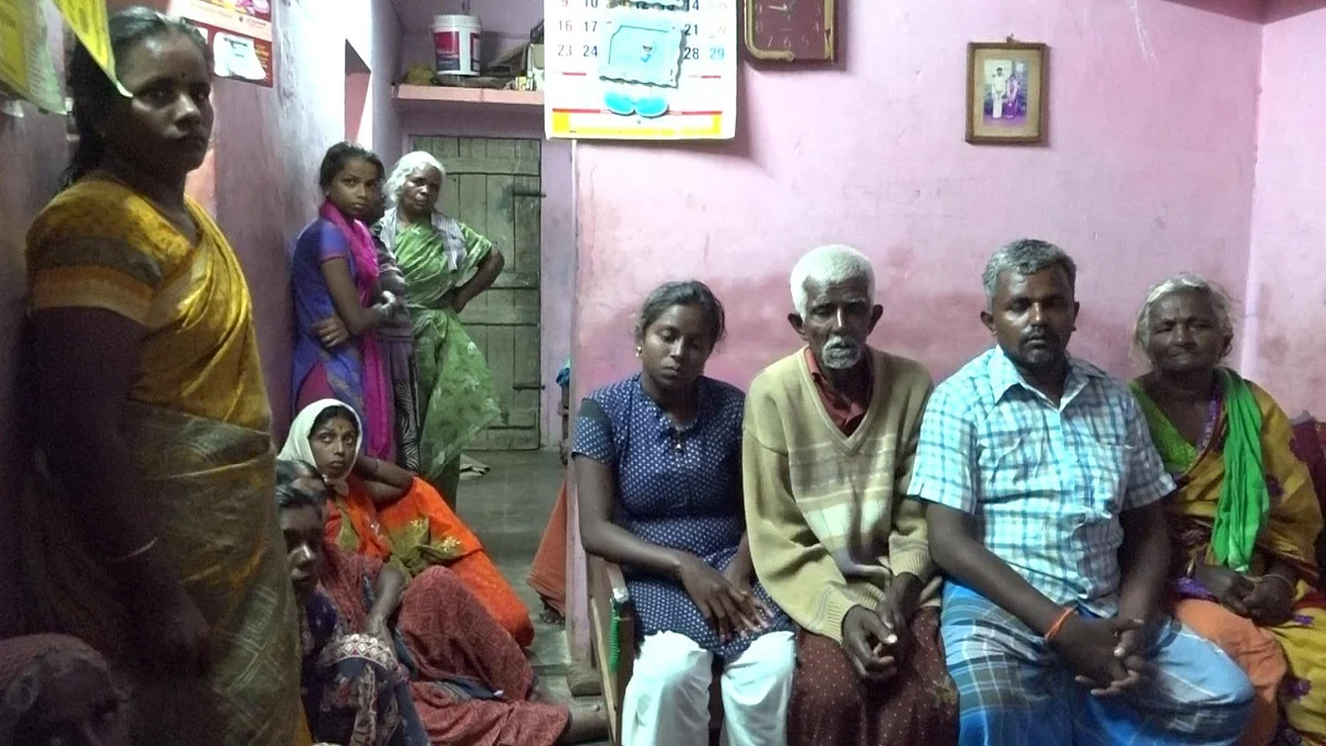 சோகத்தில் உறவினர்கள்
