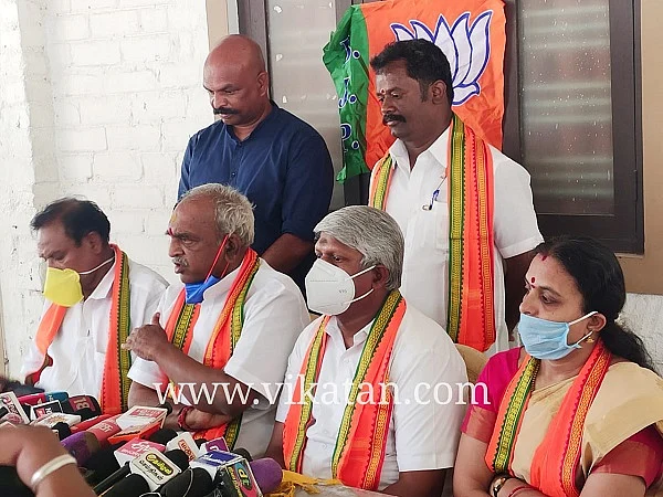 செய்தியாளர் சந்திப்பில் பொன்.ராதாகிருஷ்ணன்