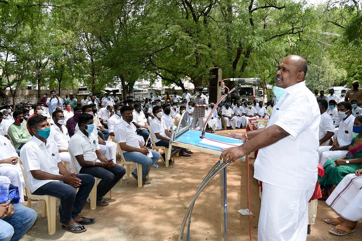 ஆர்.பி.உதயகுமார்