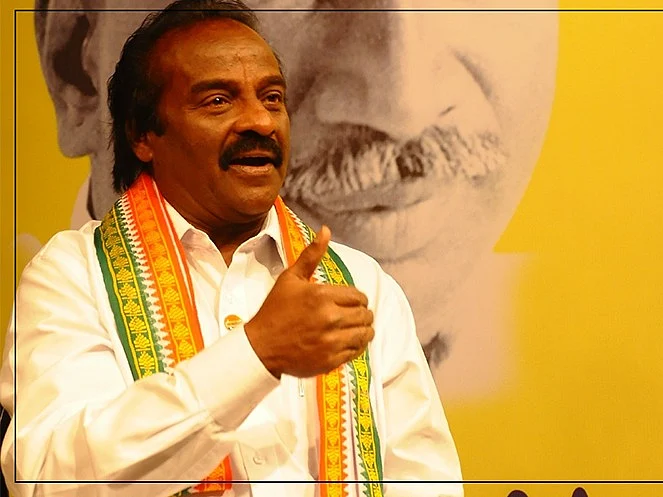 கொரோனாவால் உயிரிழந்த நாட்டின் முதல் எம்.பி! - வசந்தகுமார் மறைவால் கலங்கும் ஆதரவாளர்கள்