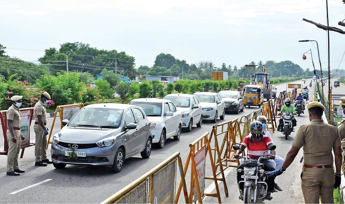 “பொழுது போகல... E-PASS வேணும்!”