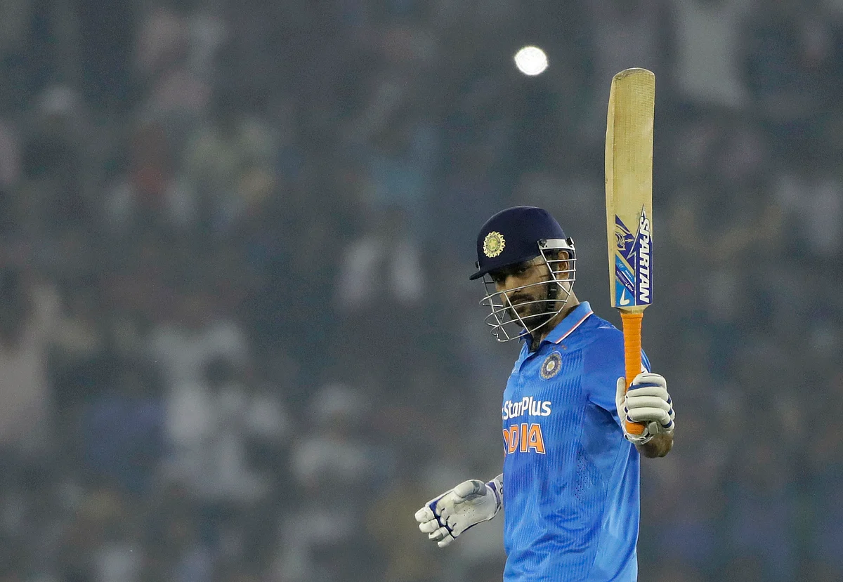 Dhoni