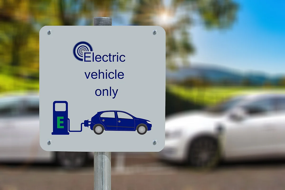 Electric vehicle