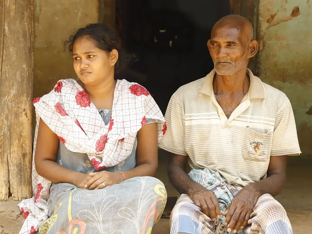 தஞ்சாவூர்:`கனவா இருக்கக் கூடாதா?’ - ஆட்டுக்காக ஆற்றில் குதித்த இளைஞர்; பரிதவிக்கும் குடும்பம்