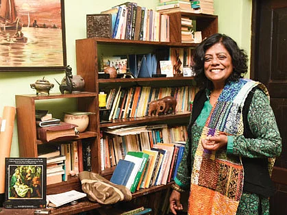 மொழித் துணையே வழித்துணை - ஊரடங்கை எதிர்கொண்ட எழுத்தாளர் சூசன்