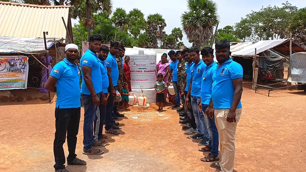ராணுவ வீரர்கள்