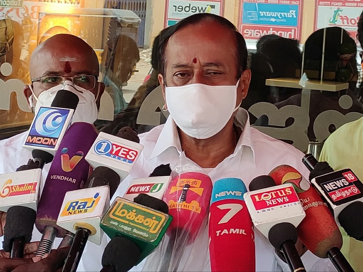 `செல்லூர் ராஜூவும் ஜெயக்குமாரும் பேசுவது சரியல்ல; இனி பேச வேண்டாம்!’ - ஹெச்.ராஜா