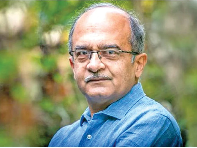 `பிரசாந்த் பூஷண் குற்றவாளி’ என தீர்ப்பு... கருத்துரிமையை நெரிக்கிறதா உச்சநீதிமன்றம்?