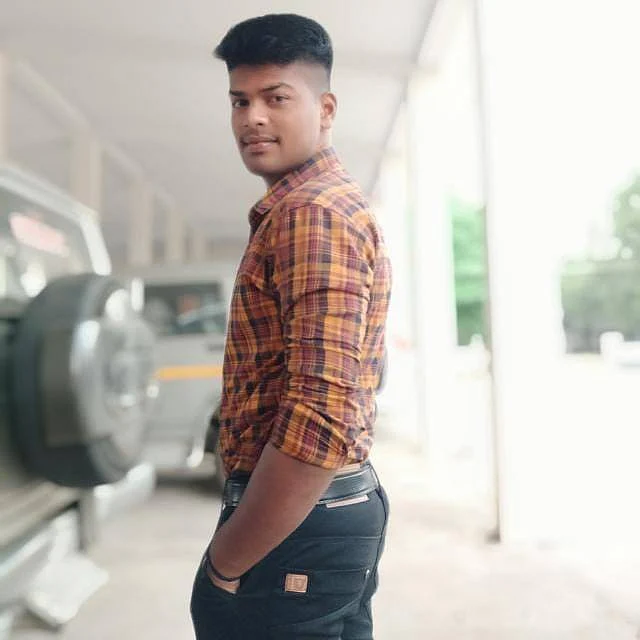 காவலர்
