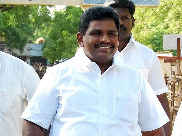 "படகுகளில் ஜி.பி.எஸ் கருவிகள் பொருத்தப்படும்" அமைச்சர் அனிதா ராதகிருஷ்ணன்!