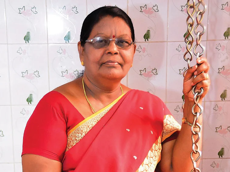 வாழ்க்கையே போர்க்களம்... வாழ்ந்துதான் பார்க்கணும்! - ‘போராளி’ லதா