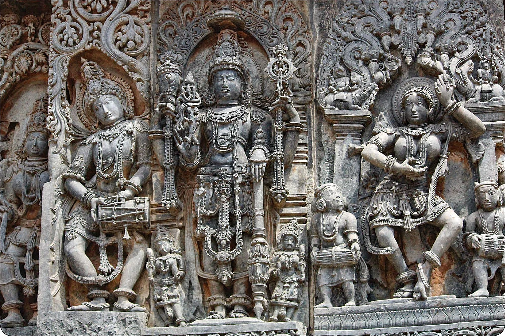 எங்கள் ஆன்மிகம்: சிற்பங்களின் ஆலயம்!