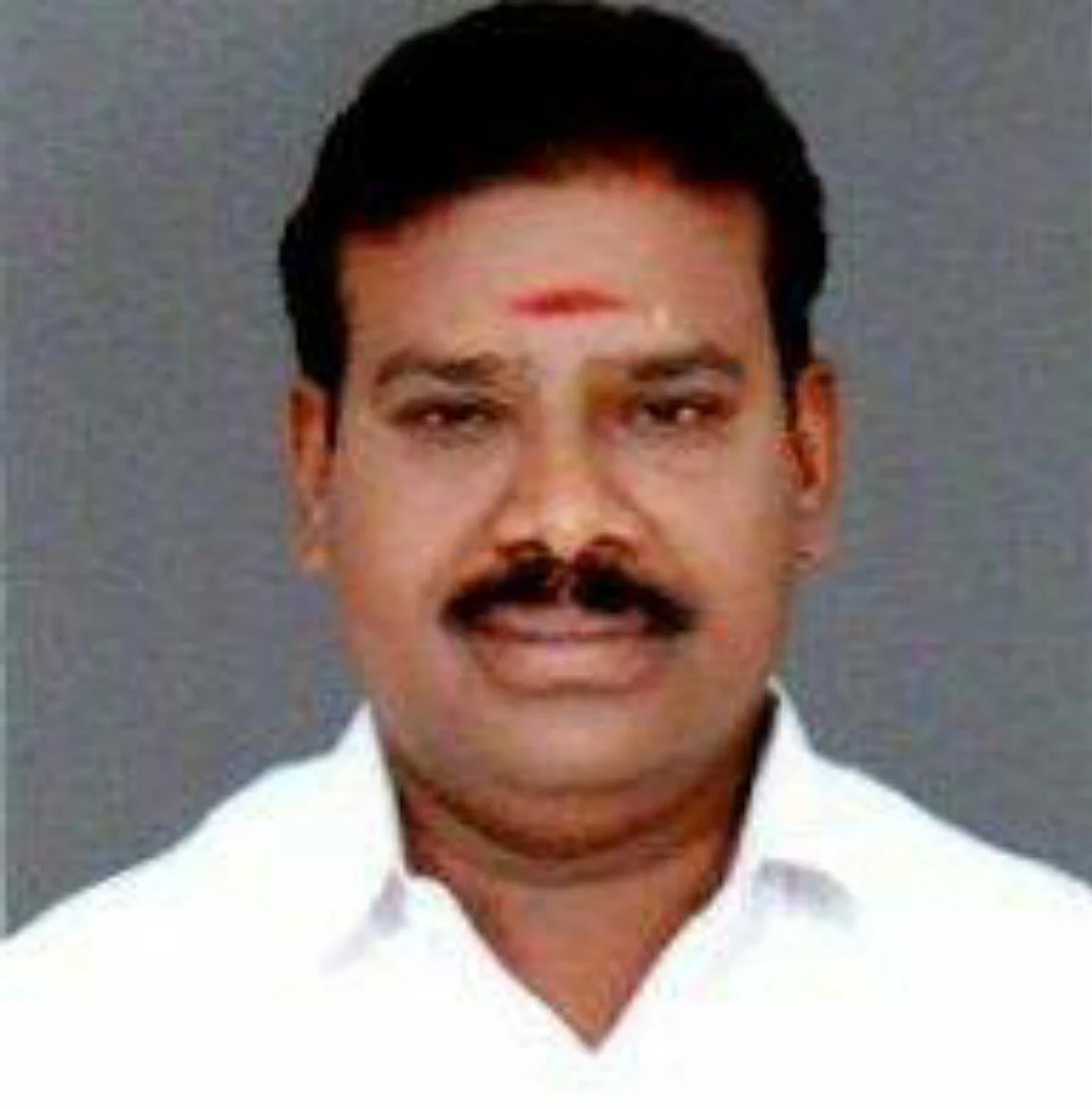 ஊர்க்காரர் மலர்வேந்தன்