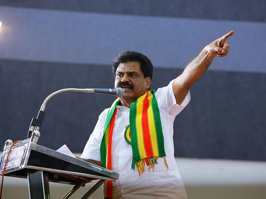 `ஜெய்ஹிந்த்' விவகாரம்: எம்.எல்.ஏ ஈஸ்வரனின் சட்டமன்றப் பேச்சும்... சர்ச்சையும்!