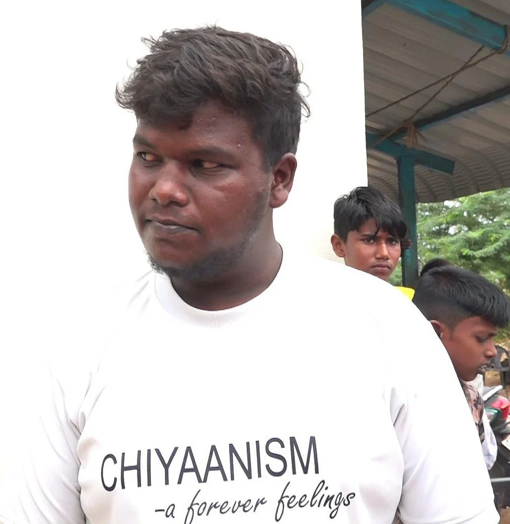 குடும்பத்தில் 14 பேரை இழந்து தவிக்கும் விஜய்