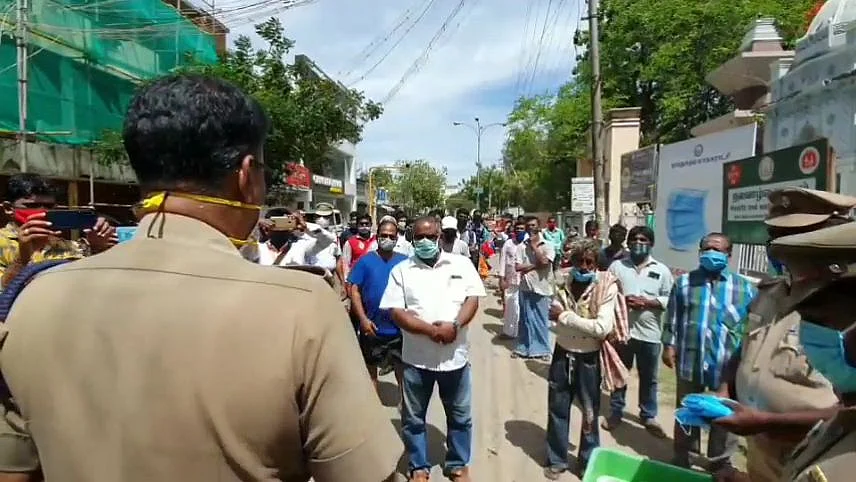 அறிவுரை கூறும் எஸ்.பி ஜெயகுமார்