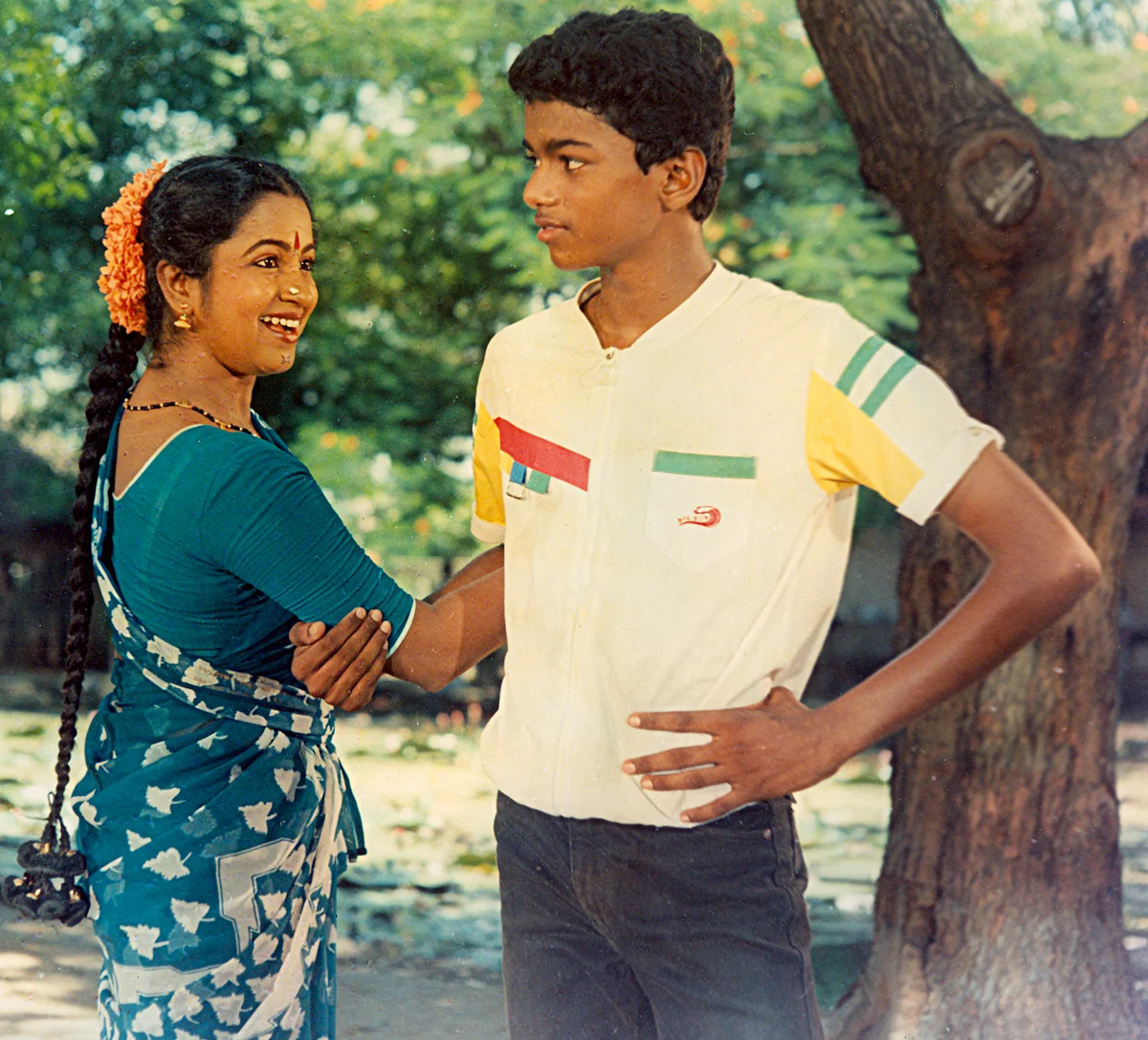 ராதிகா, விஜய்