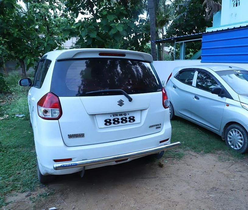 போதைப் பொருளை கடத்திய கார்