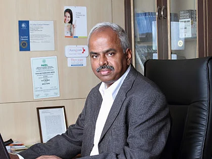 தைரோகேர் டாக்டர் ஏ.வேலுமணி