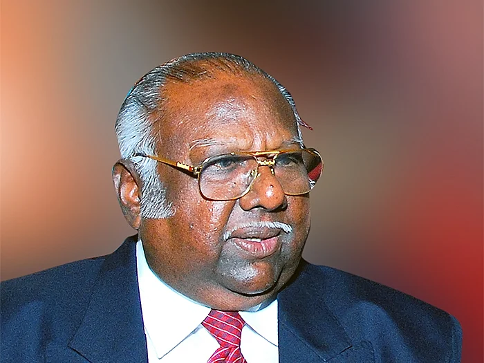 `அவர் தீர்ப்புகளே ஓர் ஆராய்ச்சிப் புத்தகம்தான்' - ஏ.ஆர்.லட்சுமணன் மறைவால் கலங்கும் வழக்கறிஞர்கள்!