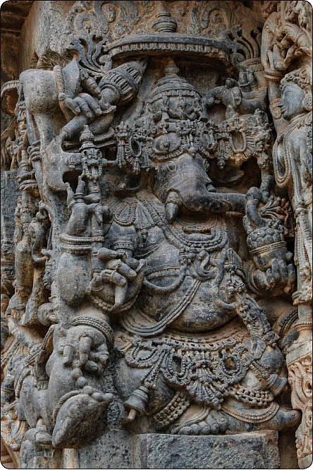 எங்கள் ஆன்மிகம்: சிற்பங்களின் ஆலயம்!