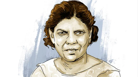 முதல் பெண் ஆலிஸ்
