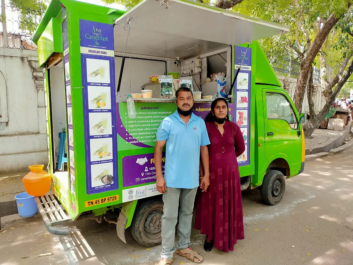 கொரோனா: `அமெரிக்கா ரிட்டர்ன்; மொபைல் கரும்பு ஜூஸ் கடை!’- அசத்தும் இளைஞர்