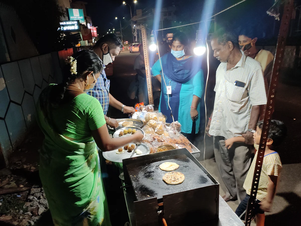 ஜெய்கணேஷ் - டயானா தம்பதி