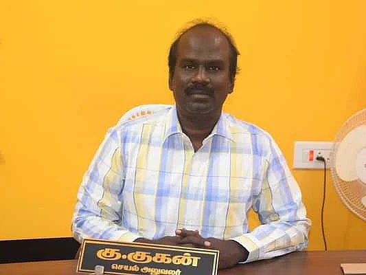 பேரூராட்சி செயல் அலுவலர் கு.குகன்