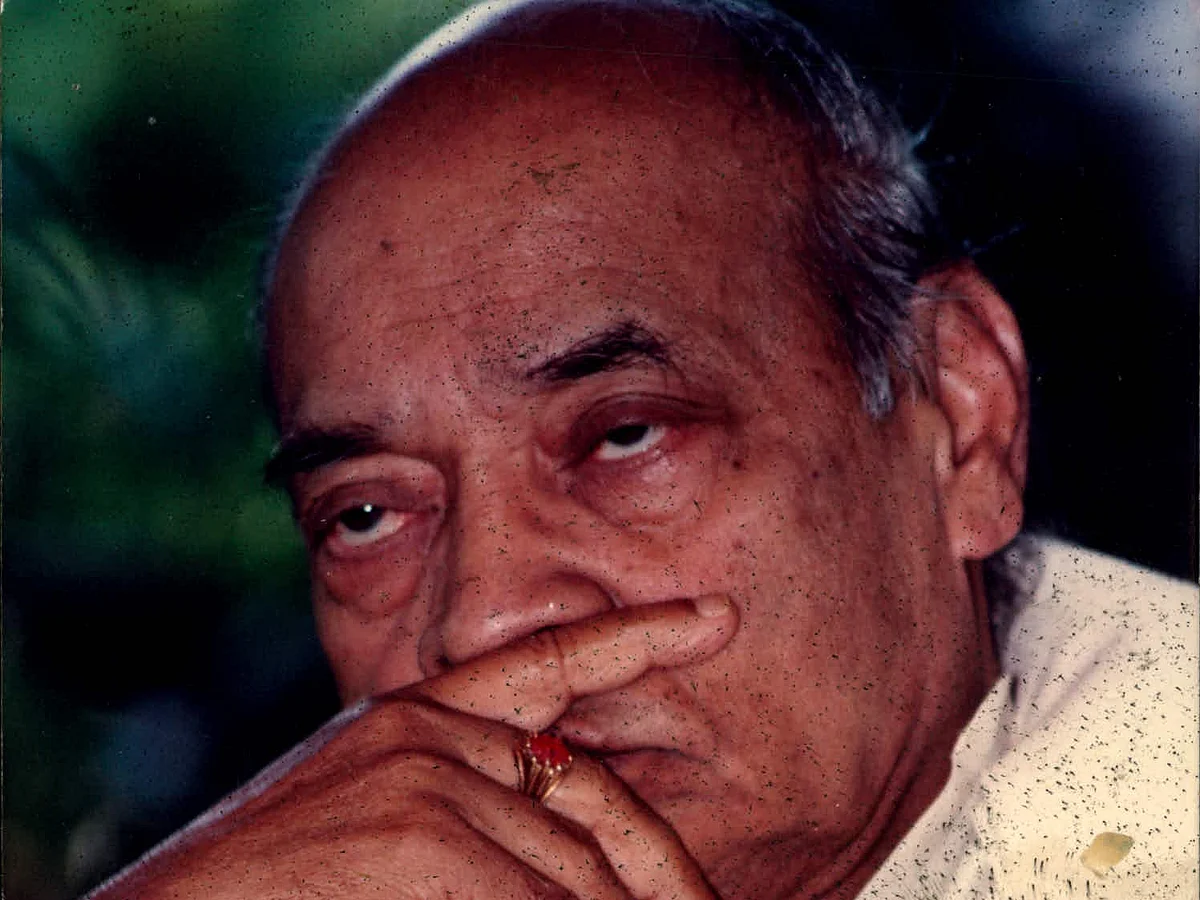 நரசிம்ம ராவ்..! - புதிய பொருளாதாரச் சீர்திருத்தத்தின் ஓப்பனிங் பேட்ஸ்மேன்! #MyVikatan