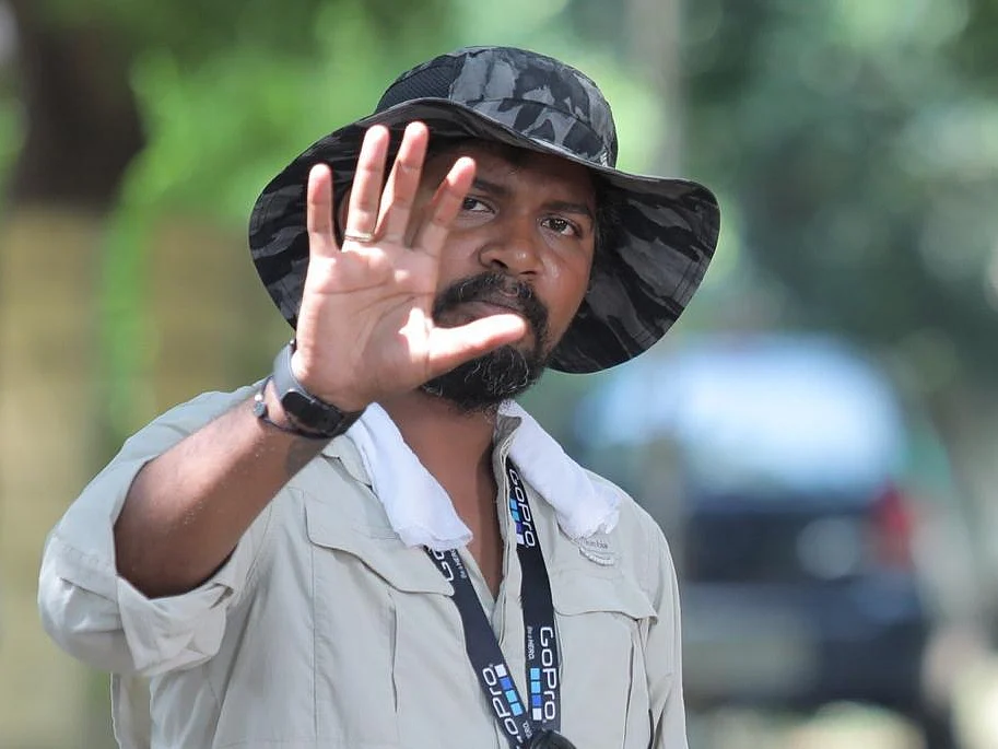 `` `பாகுபலி' பிரபாஸோட 3டி படம்... என்ன ஸ்பெஷல்னா?!''- ஒளிப்பதிவாளர் கார்த்திக் பழனி