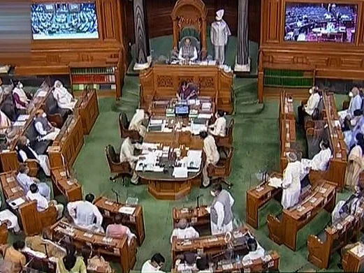 ஓ.பி.சி இட ஒதுக்கீடு திருத்த மசோதாவால் மாநில அரசுகளுக்கு கிடைக்கும் நன்மை என்ன? - ஒரு பார்வை