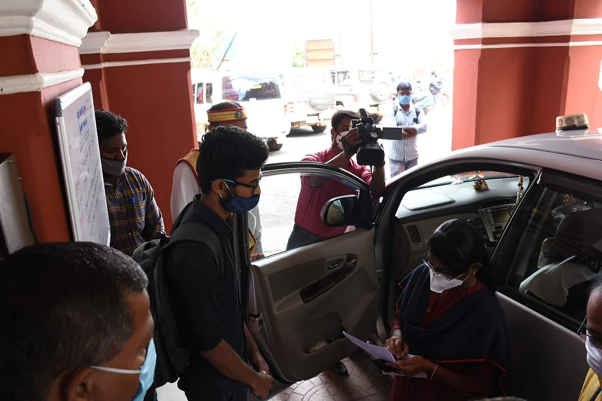 ஹாஸ்டல்