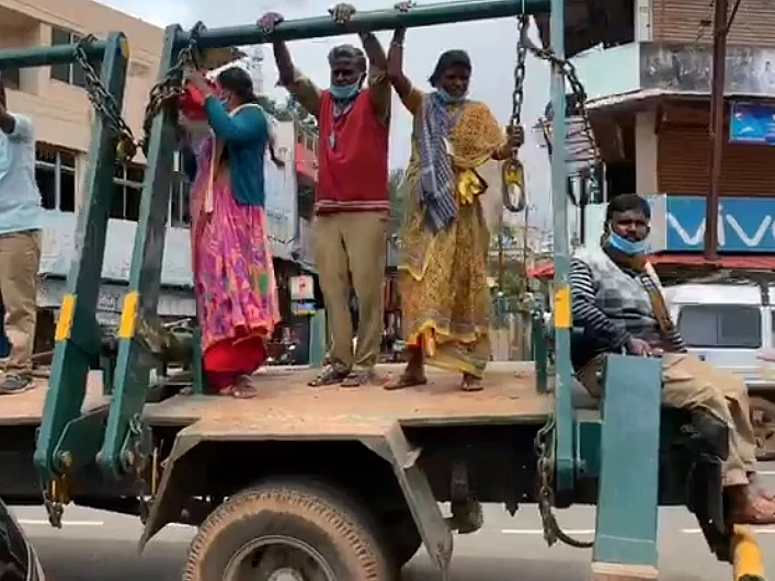 `கொத்தடிமைகளா தூய்மைப் பணியாளர்கள்?’ - சர்ச்சையில் கோத்தகிரி பேரூராட்சி