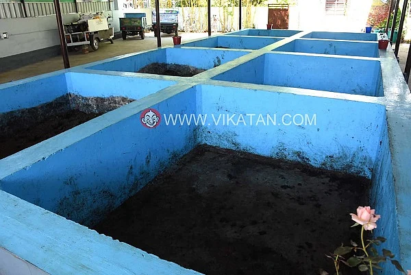 உரம் தயாரிக்கும் இடம்