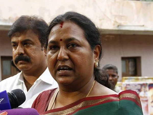 பிரேமலதா குறிப்பிட்ட `ஆன்டி வைரல்' ஊசி... கொரோனா சிகிச்சையில் அதன் பங்கு என்ன?