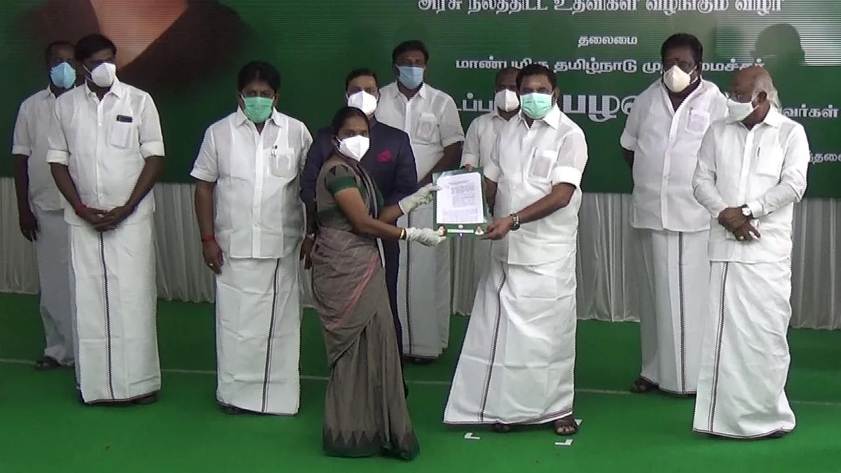 வானதிதேவிக்கு பணி ஆணை வழங்கிய முதல்வர்