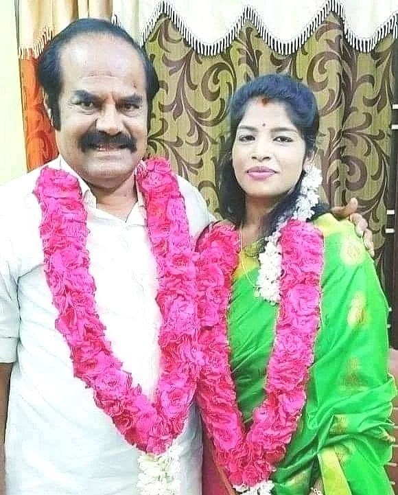 மணக்கோலத்தில் சுந்தரேசன்