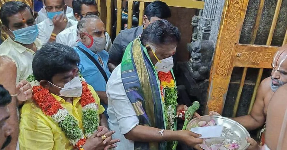 வெலவெலத்த உதயநிதி... பன்னீரை புறக்கணித்த மினிஸ்டர்...! கழுகார் அப்டேட்ஸ்