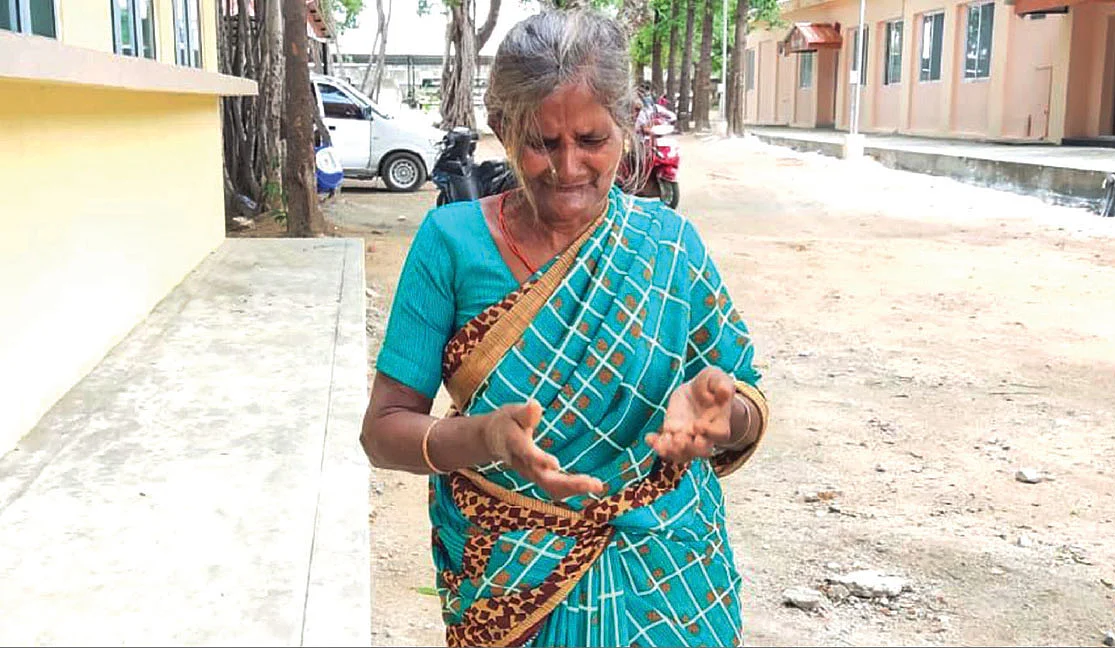 “இழப்பீட்டுக்காக அலைஞ்சே செத்துருவேன் போலருக்கு!”