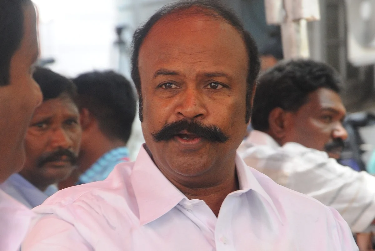 பெரியகருப்பன்