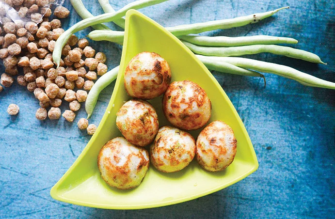 மீண்டும் மீண்டும் சுவைக்கத் தூண்டும்... 30 வகை குழிப்பணியாரங்கள்!
