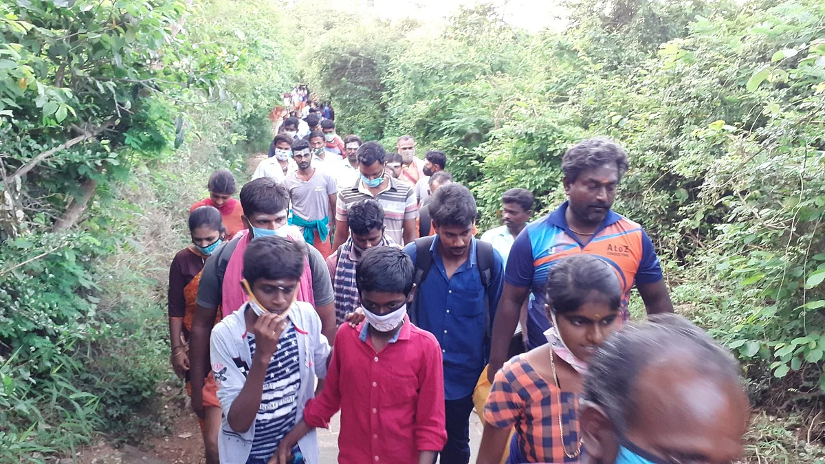 சதுரகிரி கோயில் மலைப்பாதை