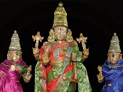 தென்னாட்டு திருப்பதிகள்! - தாமரை மலரில் தோன்றிய பெருமாள்!