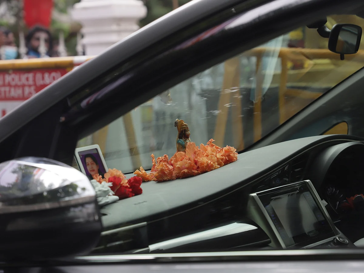 `ஆஞ்சநேயர் துணை நிற்பார்!' - எடப்பாடி பழனிசாமியின் ஒருமாத விரதம்