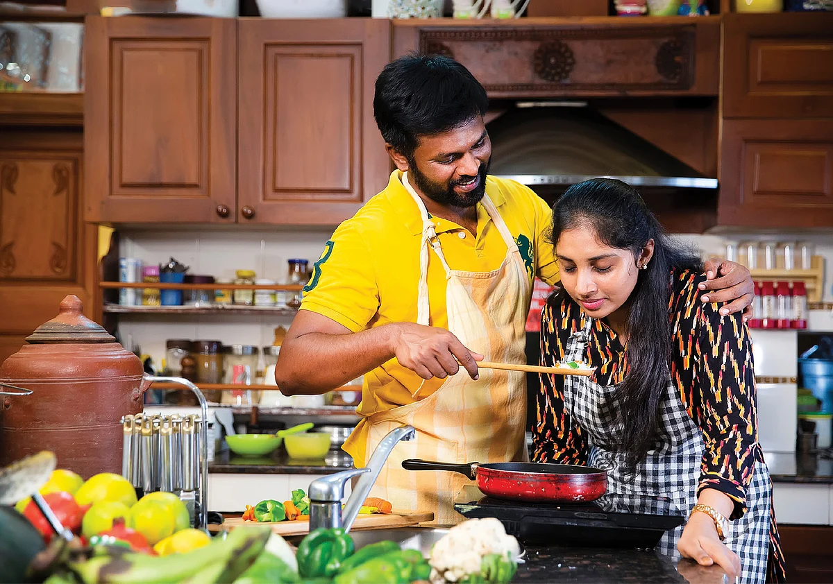 இப்படித்தான் சமைக்கணும்...
இப்படித்தான் சாப்பிடணும்!
